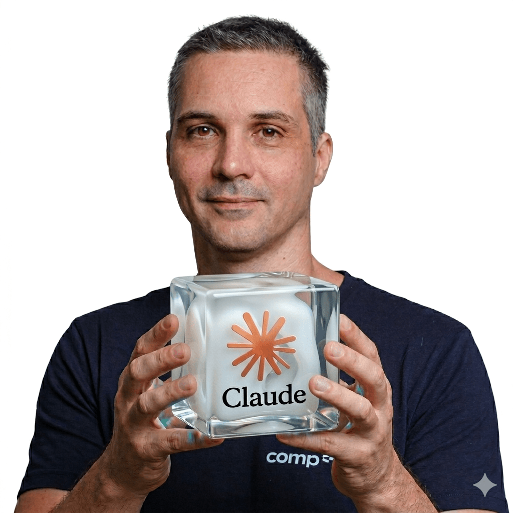 Bruno DeMarco segurando um cubo Claude